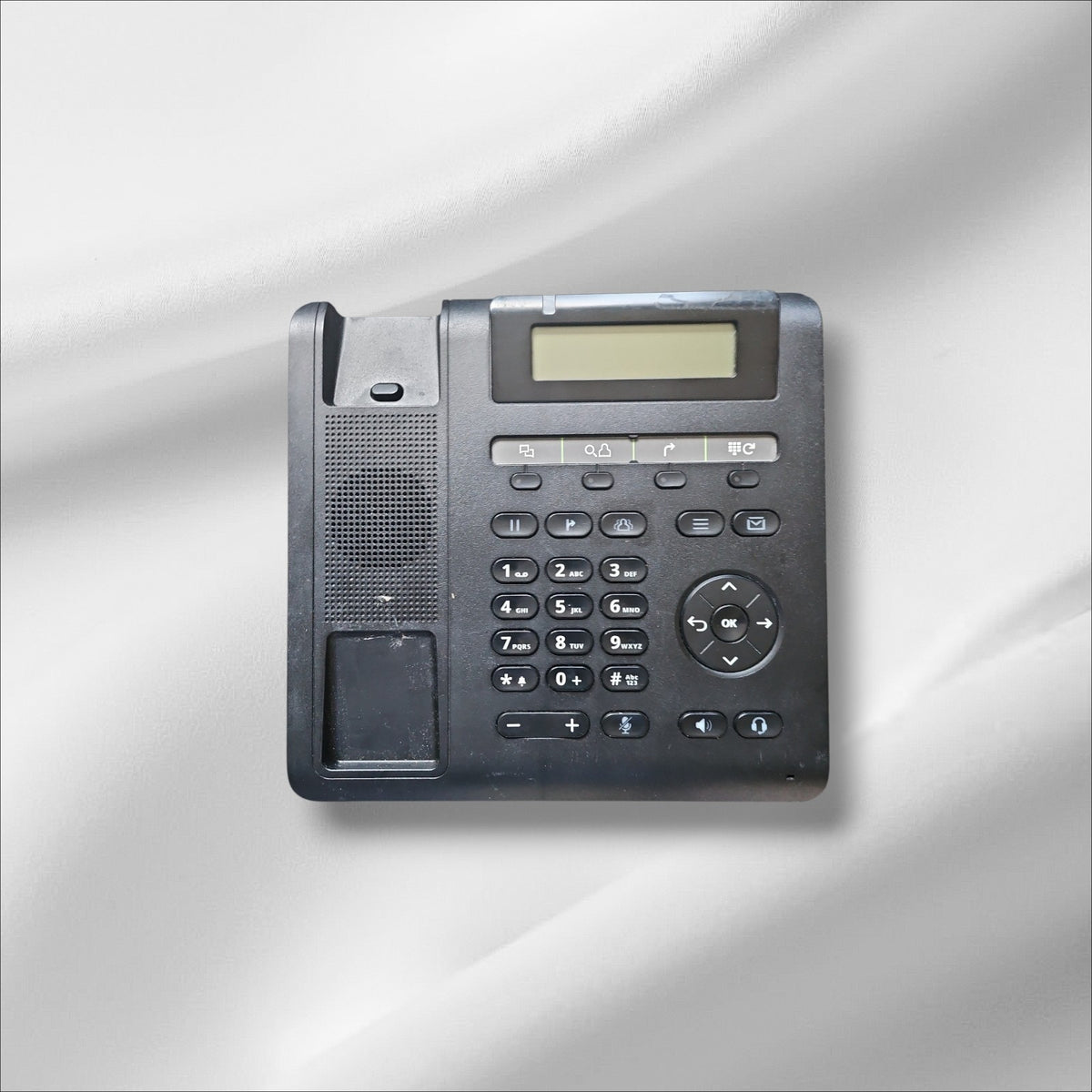 100 x Siemens Unify OpenScape CP200 SIP VoIP Desk Phones PoE L30250-F600-C426