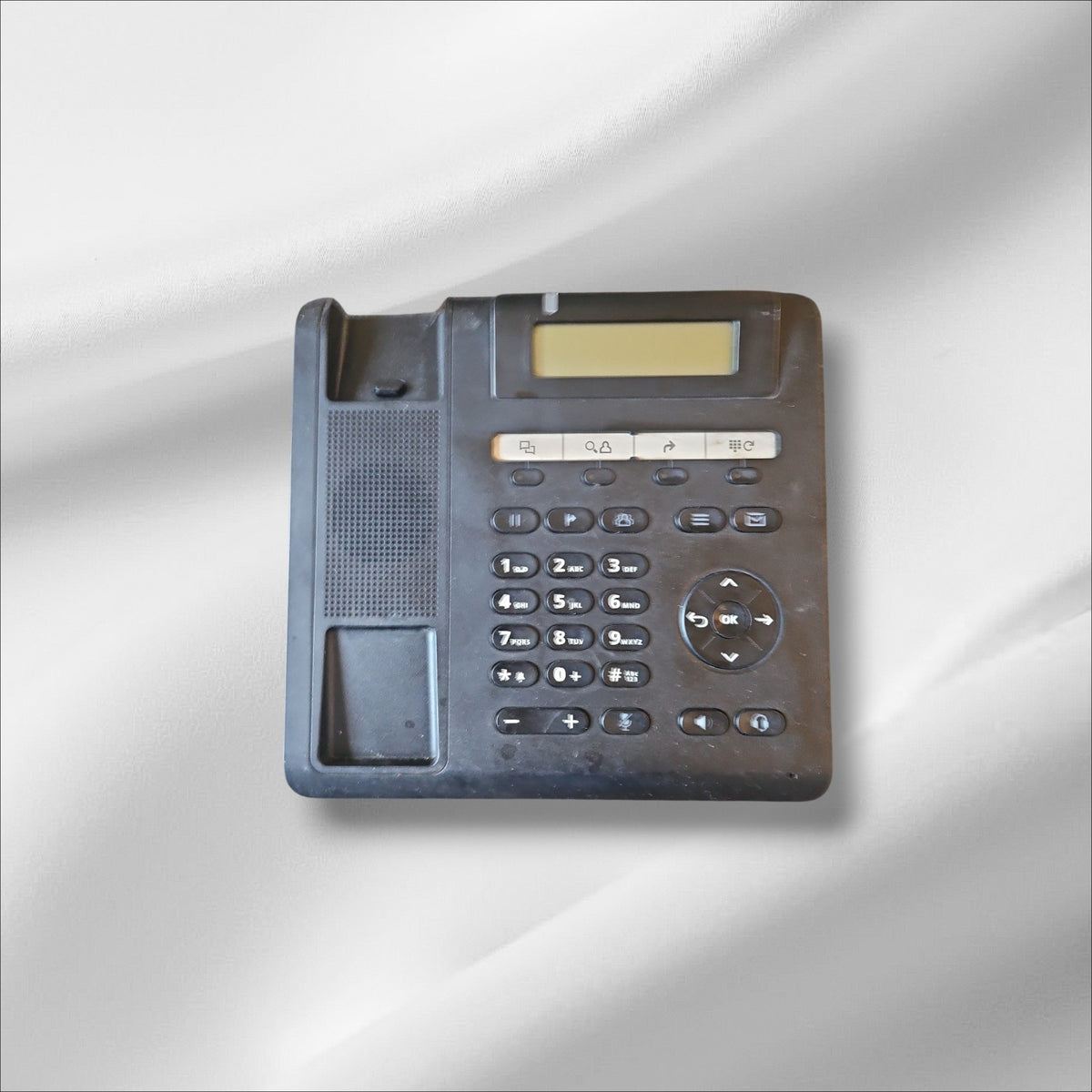 100 x Siemens Unify OpenScape CP200 SIP VoIP Desk Phones PoE L30250-F600-C426